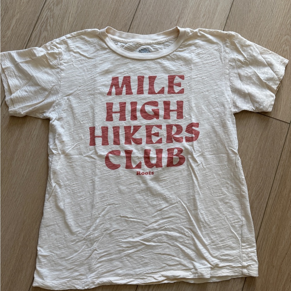 Roots Cream Tee with Red Mile High Graphic